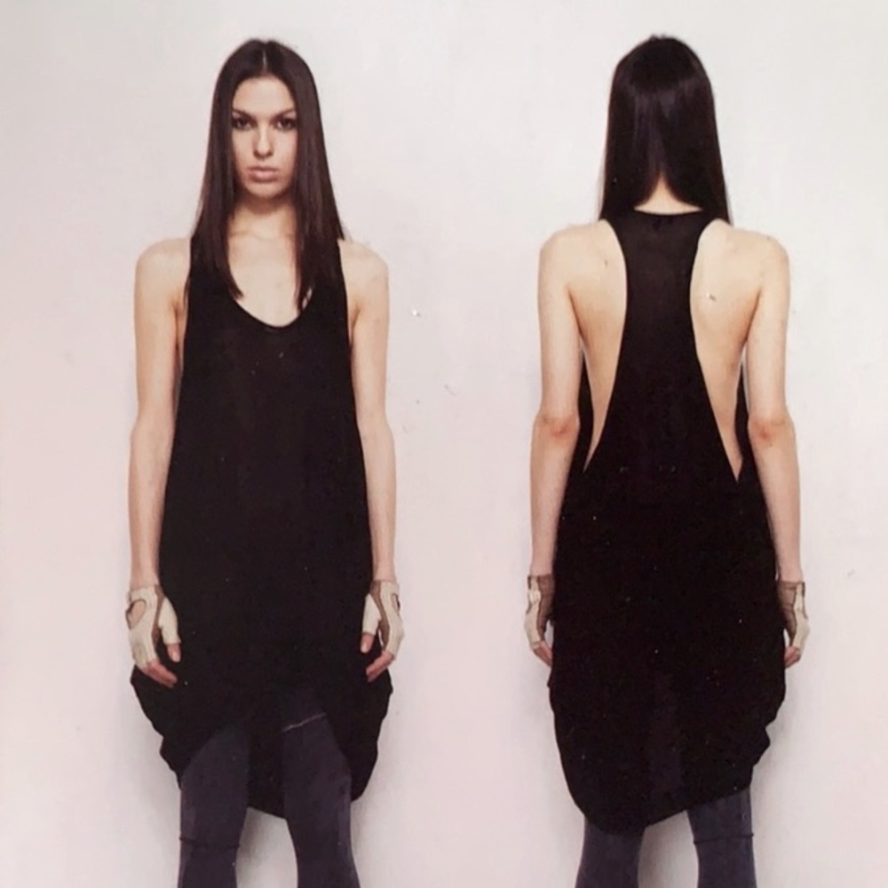 Baggy sport back knit tank.